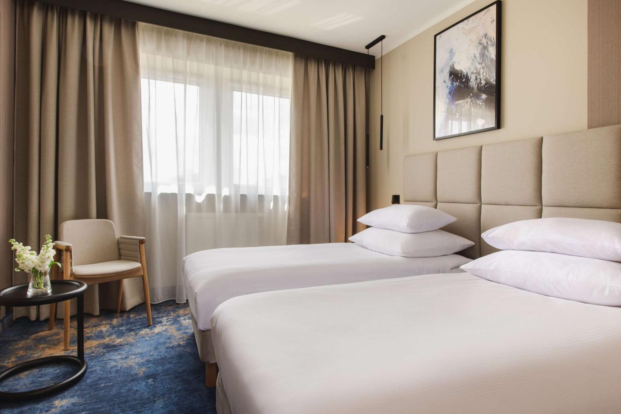 Best Western Plus Hotel Olsztyn Old Town Bagian luar foto